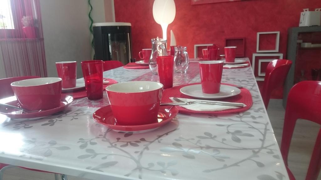 Bed and Breakfast Ciliegissima Pecetto Exterior foto