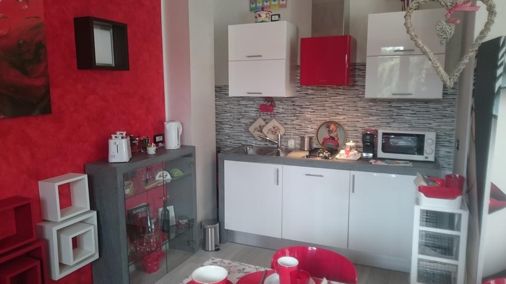 Bed and Breakfast Ciliegissima Pecetto Exterior foto