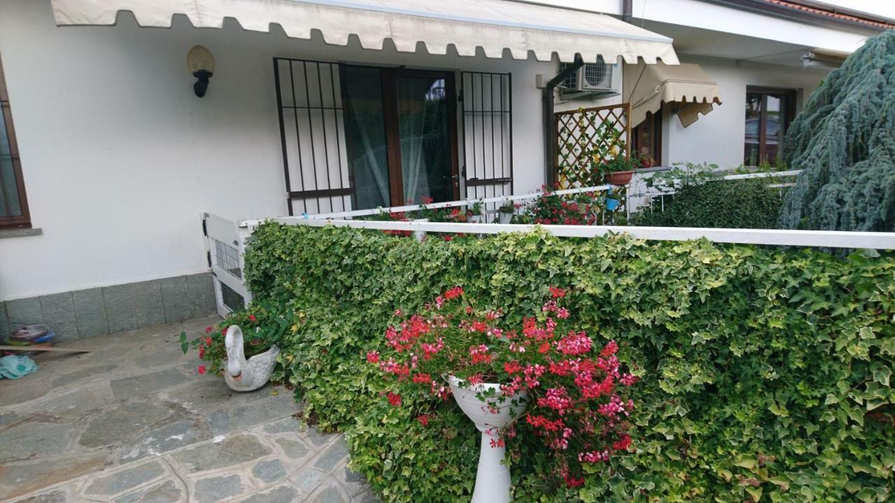 Bed and Breakfast Ciliegissima Pecetto Exterior foto